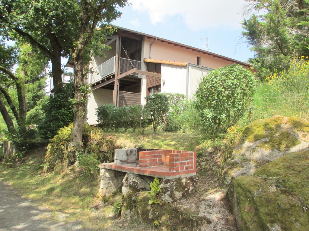 Village De Gites Du Moulin Neuf Getigne Екстериор снимка